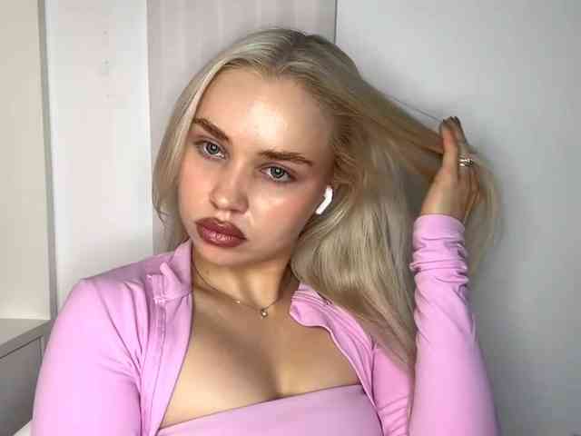 YaekoEisnaugle webcam