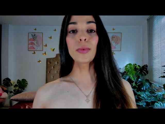 Bellagrego's cam show statistics and live stream