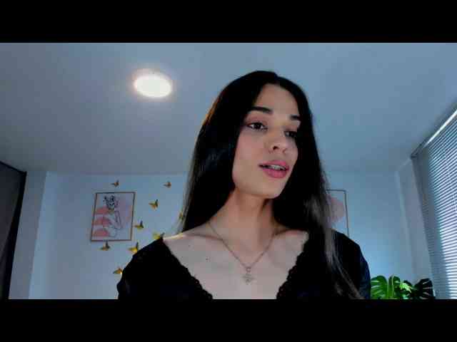 BellaGrego Live Webcam on BongaCams