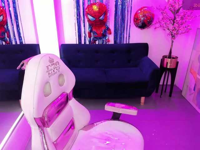ary-gala live cam on BongaCams