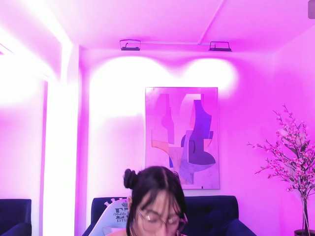 ary-gala live cam on BongaCams
