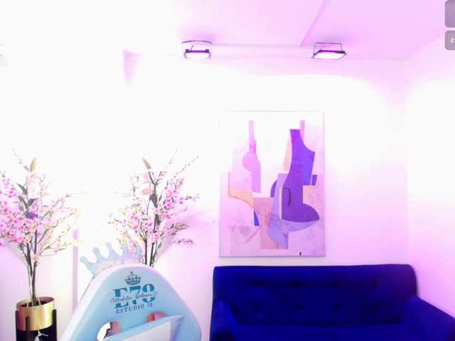 ary-gala live cam on BongaCams