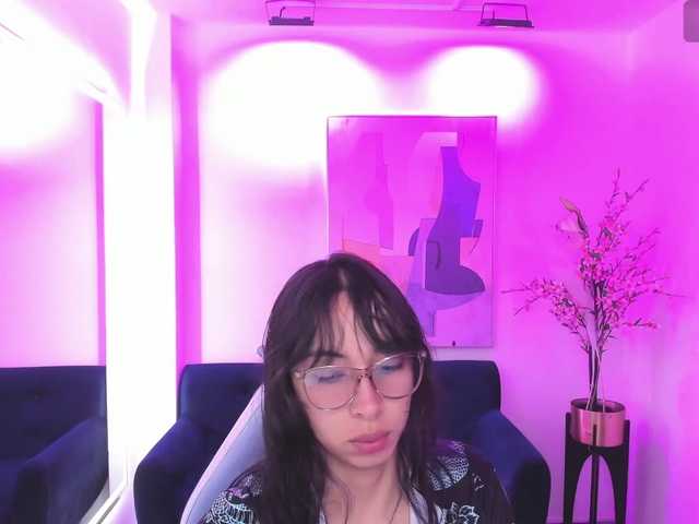 ary-gala live cam on BongaCams