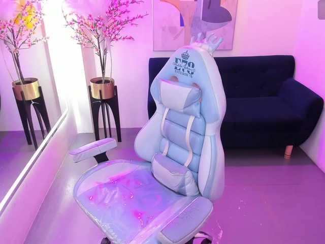 ary-gala live cam on BongaCams