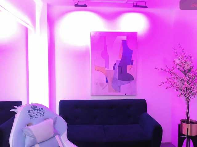 ary-gala live cam on BongaCams