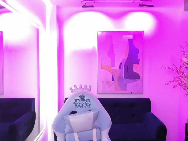 ary-gala live cam on BongaCams
