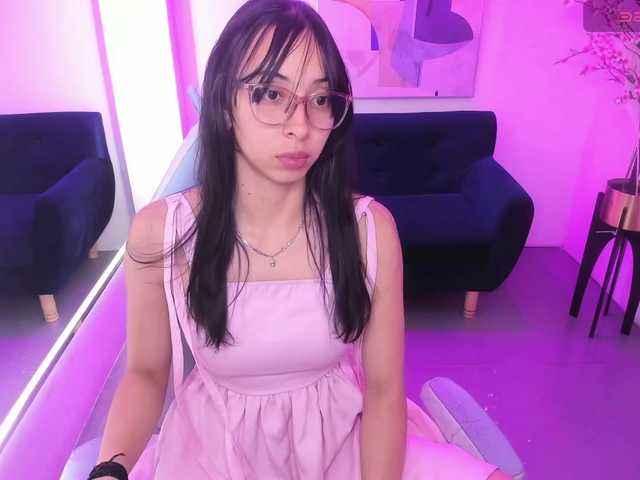 ary-gala live cam on BongaCams