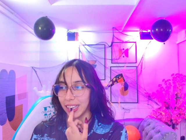 ary-gala live cam on BongaCams