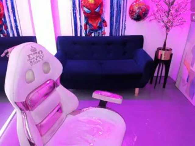 ary-gala live cam on BongaCams