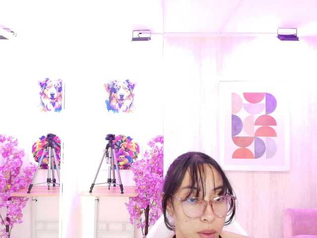 ary-gala live cam on BongaCams