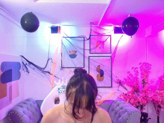 ary-gala live cam on BongaCams
