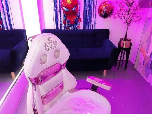 ary-gala live cam on BongaCams