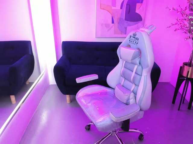 ary-gala live cam on BongaCams