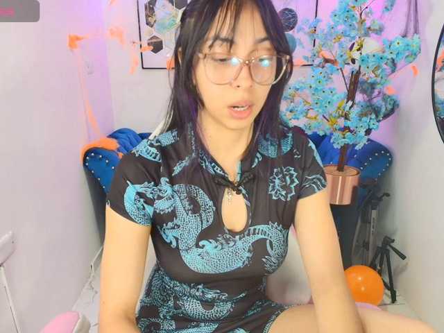 ary-gala live cam on BongaCams