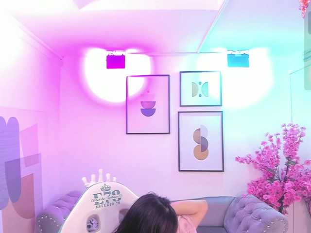 ary-gala live cam on BongaCams
