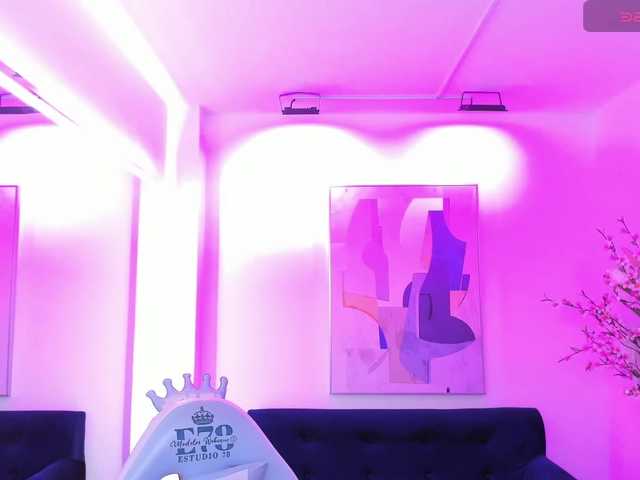 ary-gala live cam on BongaCams