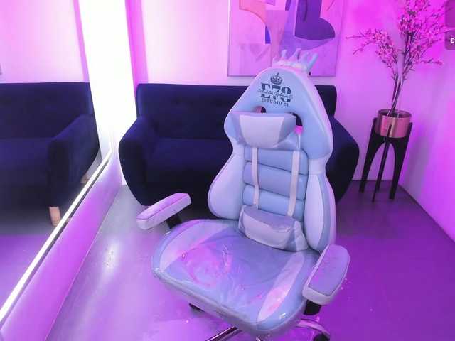 ary-gala live cam on BongaCams