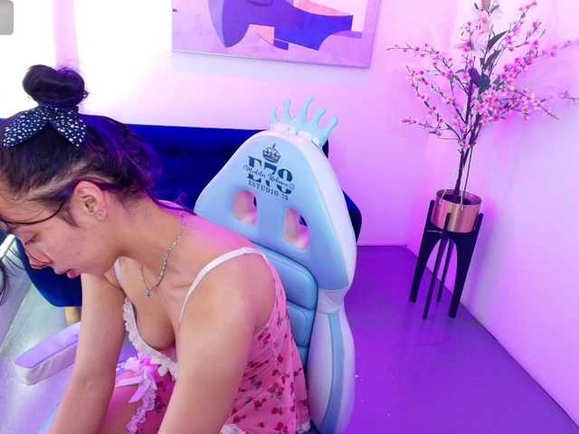 ary-gala live cam on BongaCams