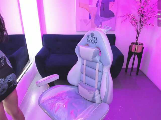 ary-gala live cam on BongaCams