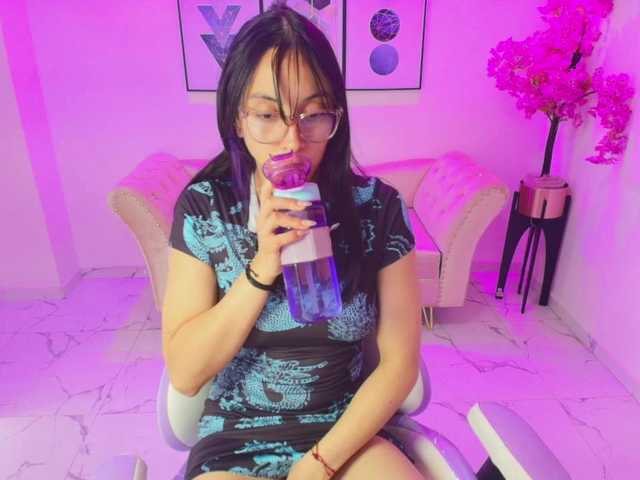 ary-gala live cam on BongaCams