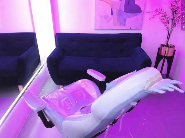 ary-gala live cam on BongaCams