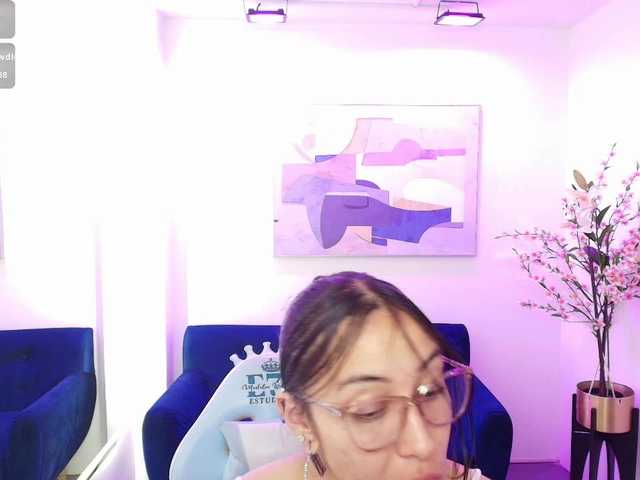 ary-gala live cam on BongaCams