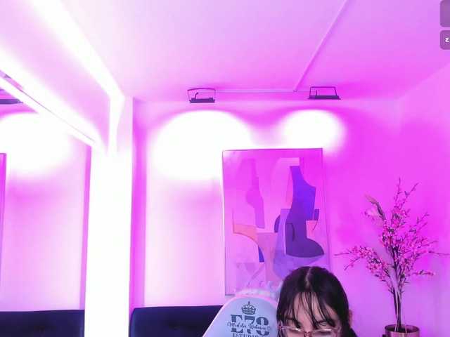 ary-gala live cam on BongaCams