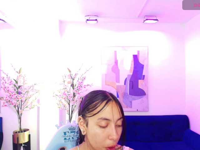 ary-gala live cam on BongaCams