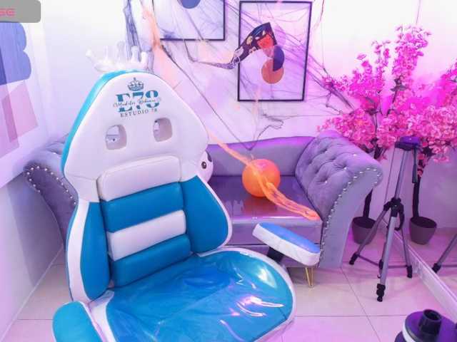 ary-gala live cam on BongaCams