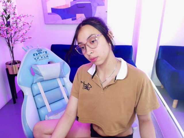 ary-gala live cam on BongaCams