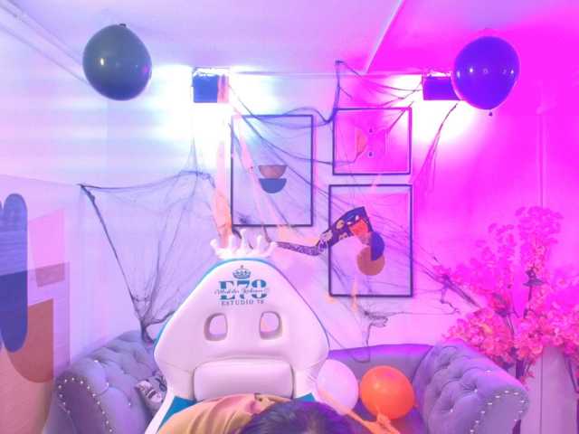 ary-gala live cam on BongaCams