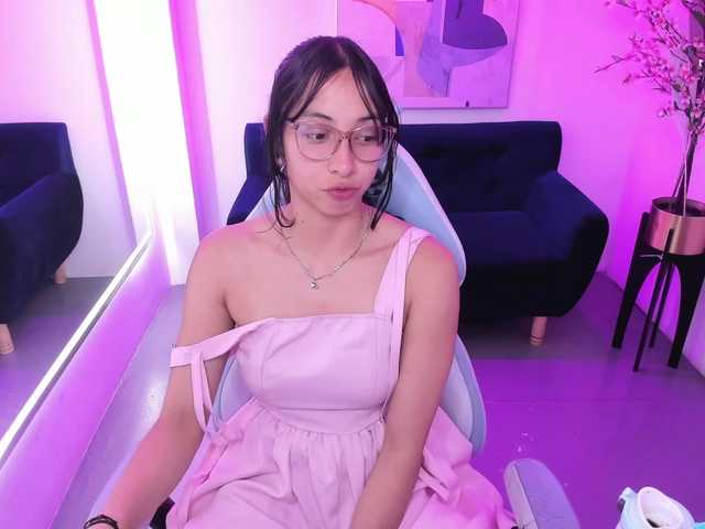 ary-gala live cam on BongaCams