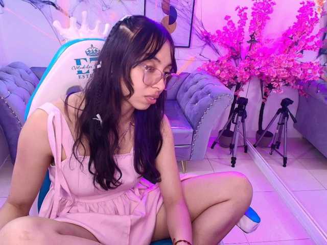 ary-gala live cam on BongaCams