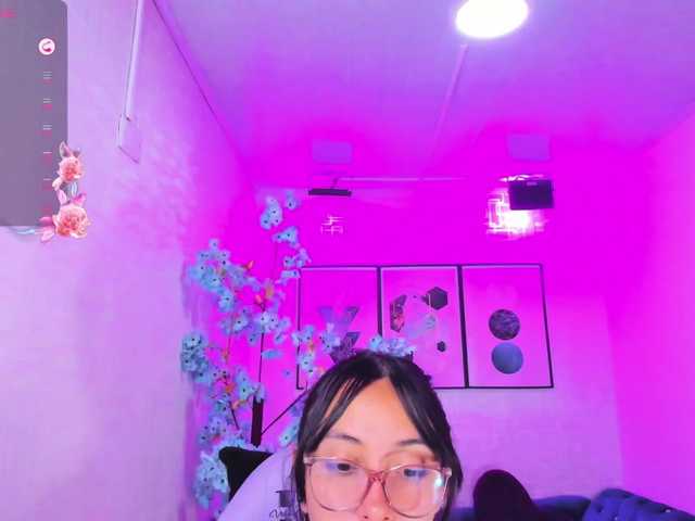 ary-gala live cam on BongaCams