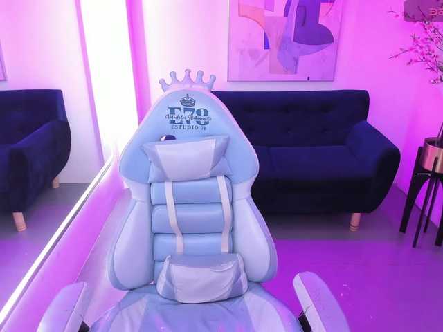 ary-gala live cam on BongaCams