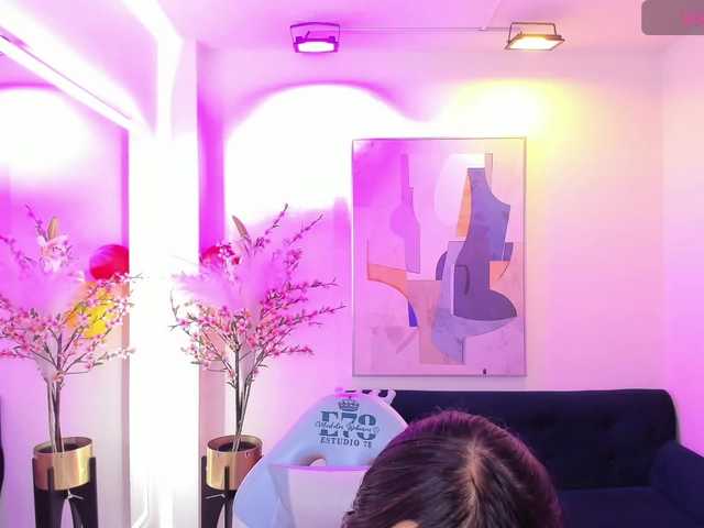 ary-gala live cam on BongaCams