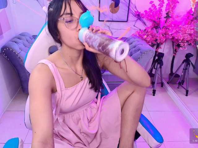 ary-gala live cam on BongaCams