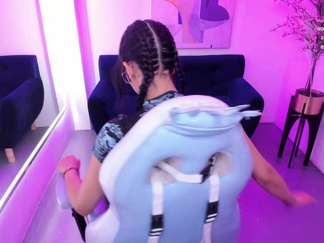 ary-gala live cam on BongaCams