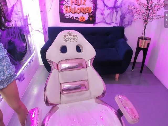 ary-gala live cam on BongaCams