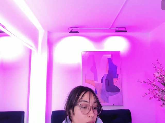 ary-gala live cam on BongaCams