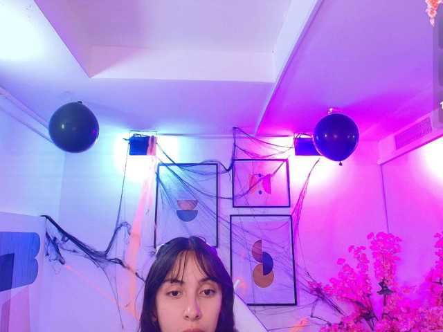 ary-gala live cam on BongaCams