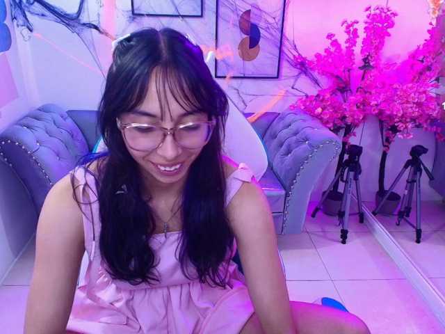 ary-gala live cam on BongaCams