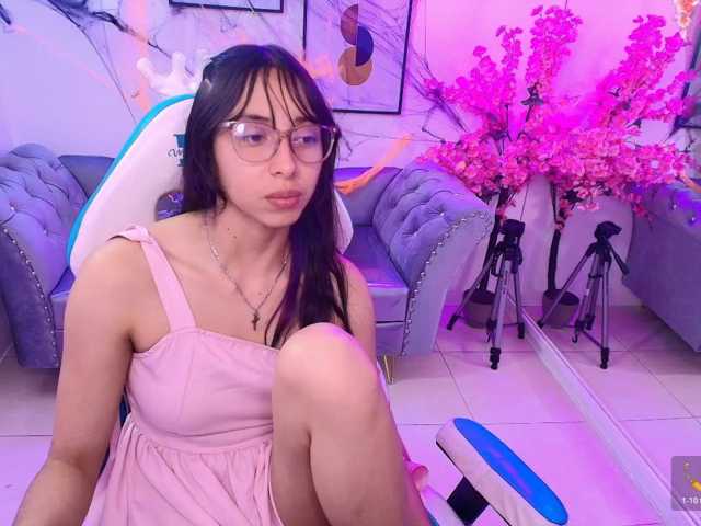ary-gala live cam on BongaCams
