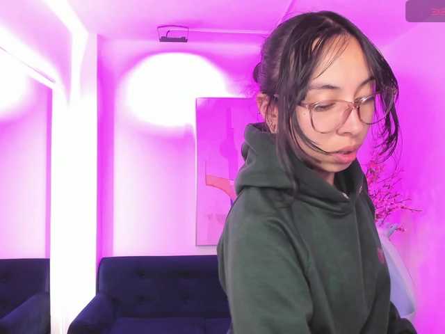 ary-gala live cam on BongaCams