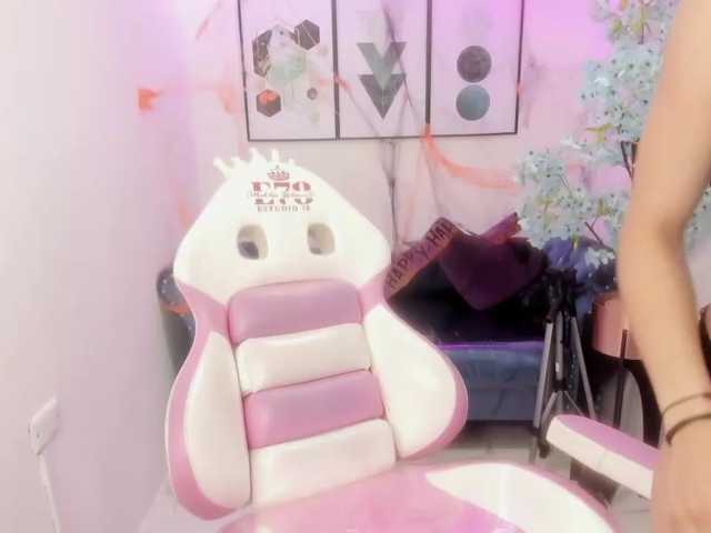 ary-gala live cam on BongaCams