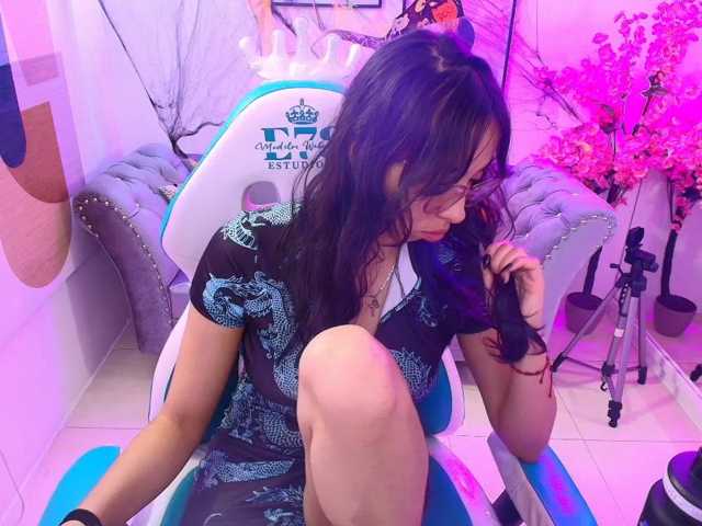 ary-gala live cam on BongaCams