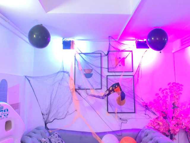 ary-gala live cam on BongaCams