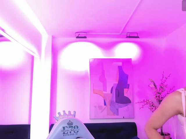 ary-gala live cam on BongaCams