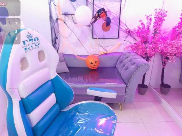 ary-gala live cam on BongaCams