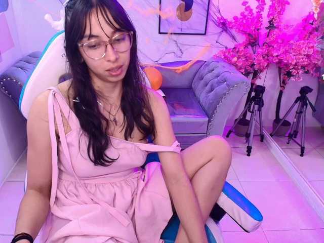 ary-gala live cam on BongaCams